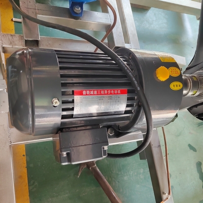 2T Factory Stainless Steel Commercial Industrial Ice Making Machine Low Price OEM Accept Cube Ice Maker 500kg Ice Storage